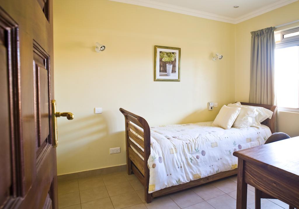 Shakespeare Court Serviced Apartments Lusaka Phòng bức ảnh